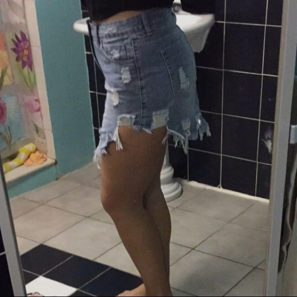 Perfect jean mini skirt ❤️ - Picture 3 of 4